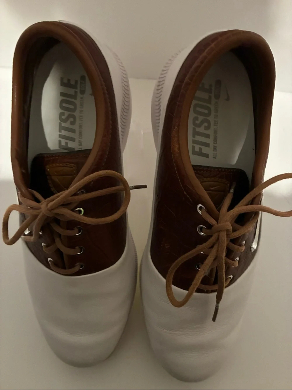 NIKE Air Zoom Victory Golf Shoes- MEN’S SIZE 8.5 Leather AQ1479-101